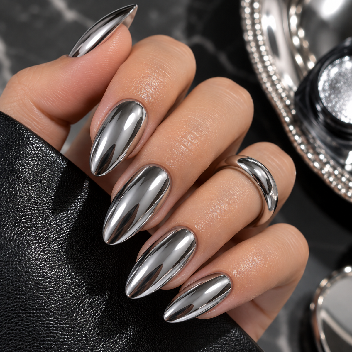 True Metallic Mirror Reflection